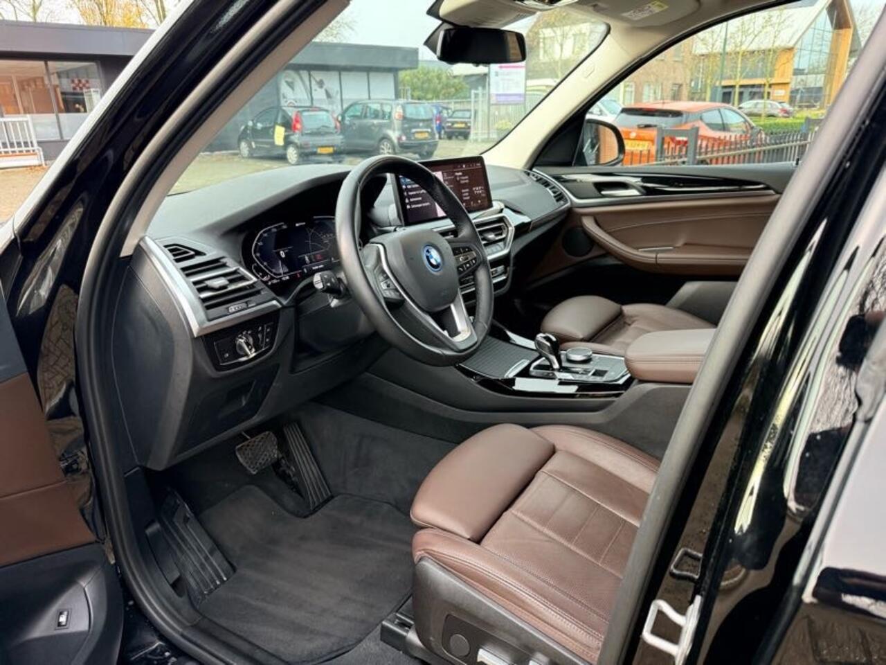 BMW X3 xDrive30e Business edition +
