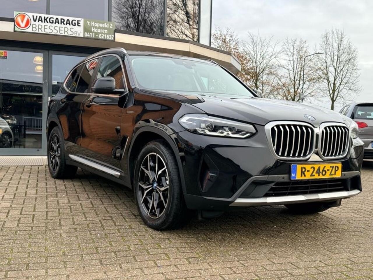BMW X3 xDrive30e Business edition +