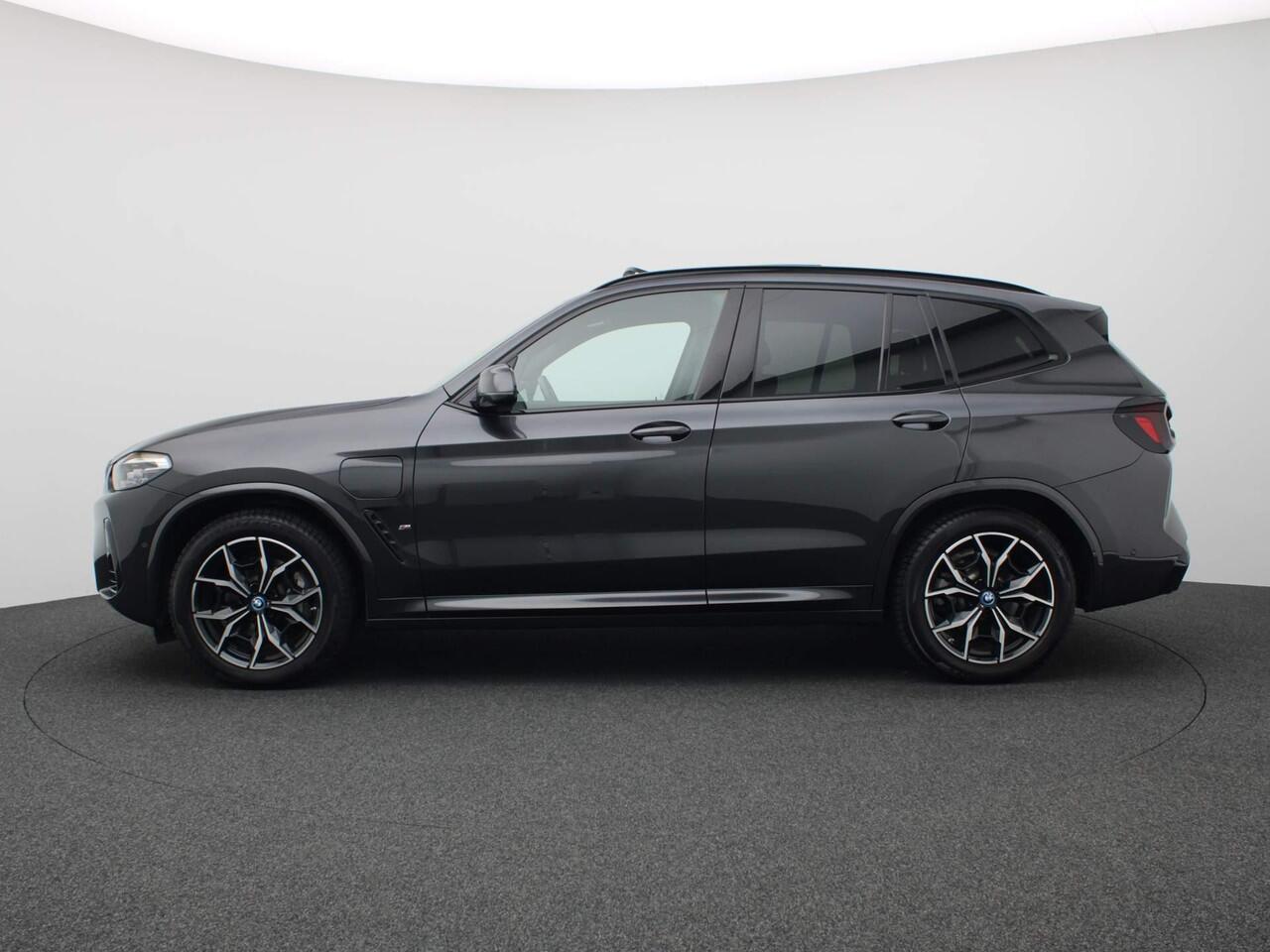 BMW X3 xDrive30e 292PK Aut. M Sport, Shadow, panoramadak, trekhaak, achteruitrijcamera, keyless entry, memory functie voorstoel, verwarmbare voorstoelen, 19" LM Velgen, All Season Banden
