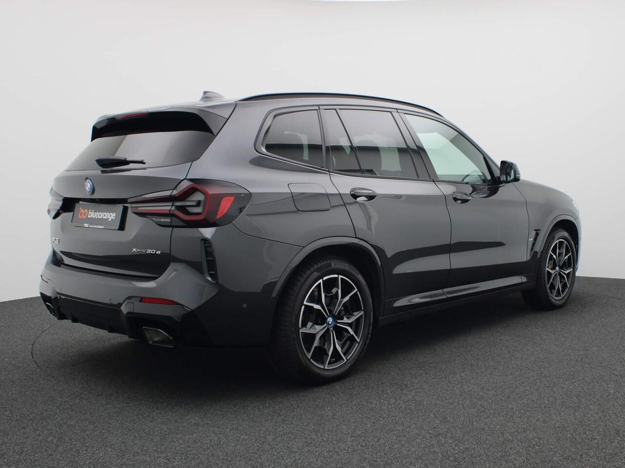 BMW X3 xDrive30e 292PK Aut. M Sport, Shadow, panoramadak, trekhaak, achteruitrijcamera, keyless entry, memory functie voorstoel, verwarmbare voorstoelen, 19" LM Velgen, All Season Banden