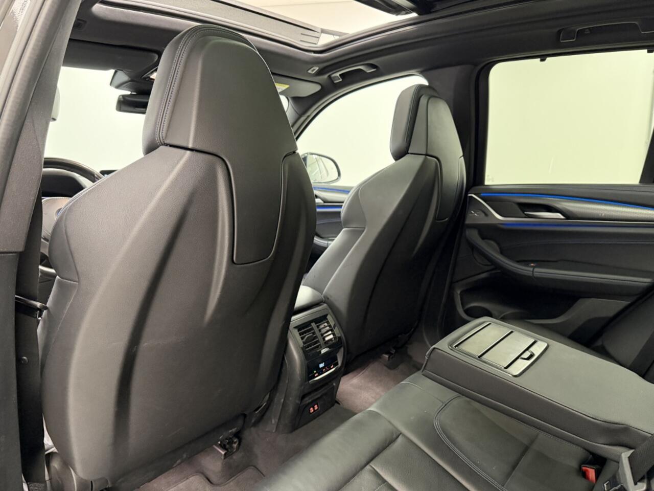 BMW X3 xDrive30e M-Sport Pro | Harman/Kardon | Sportstoelen | Panoramad