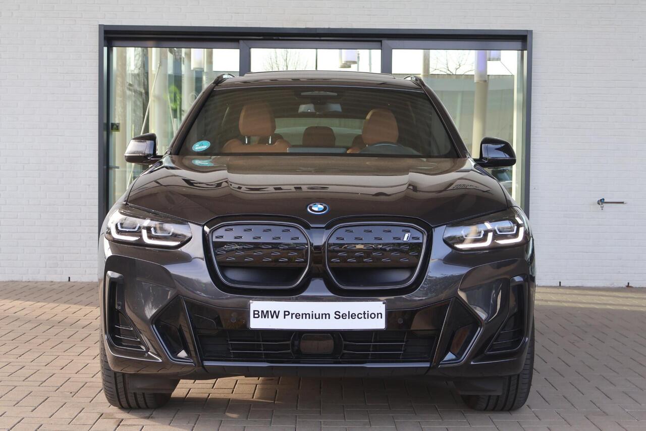 BMW X3 iX3 Executive 80 kWh | Shadow Line | Trekhaak | Stuurwiel Verwarmd | cruise control adaptief met Stop&Go