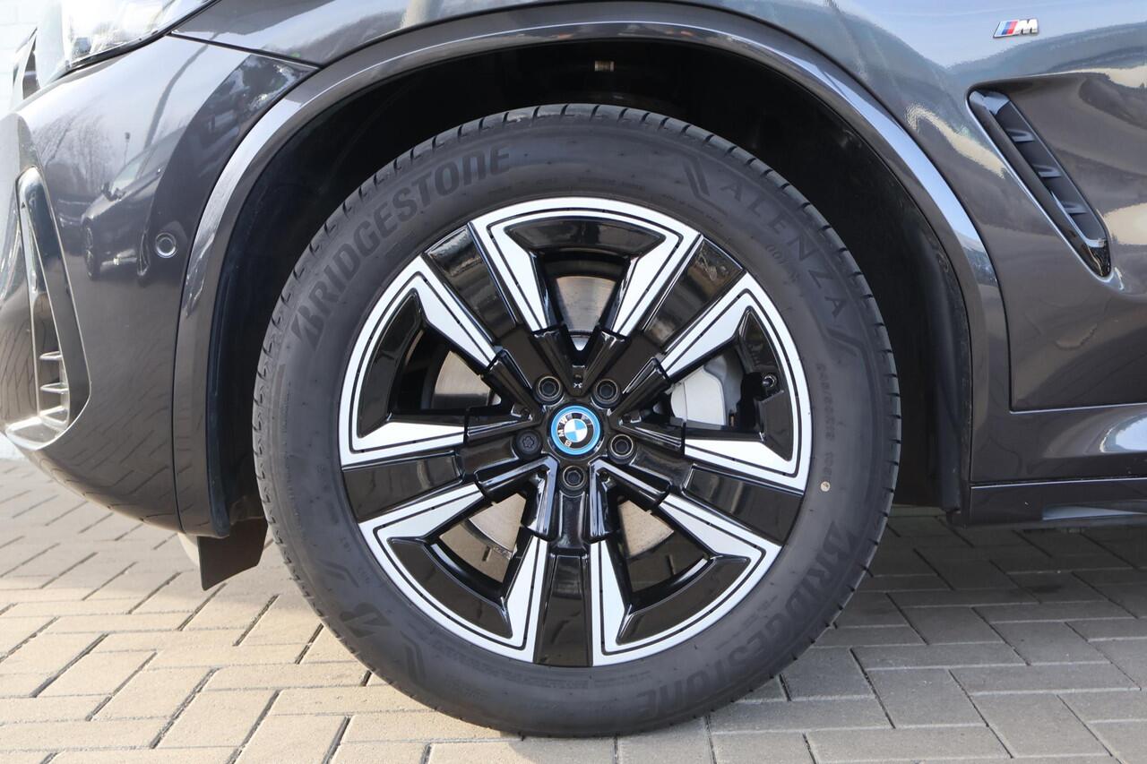 BMW X3 iX3 Executive 80 kWh | Shadow Line | Trekhaak | Stuurwiel Verwarmd | cruise control adaptief met Stop&Go