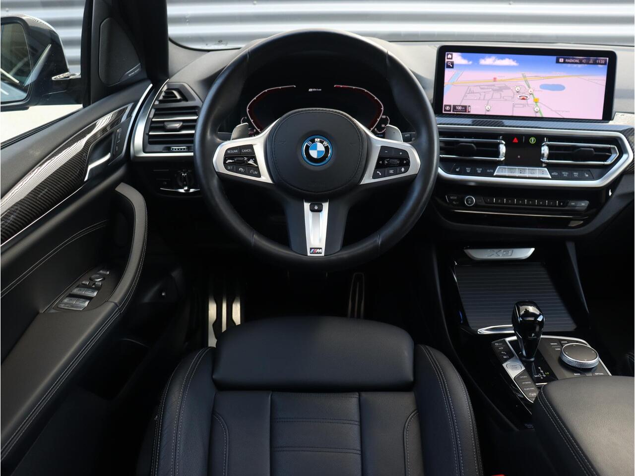BMW X3 xDrive30e | High Executive | M Sportpakket | Panodak | Trekhaak | HiFi | Active Cruise Control | Parking Assistant Plus | Head-Up | 21'' LMV | Lentevoordeel