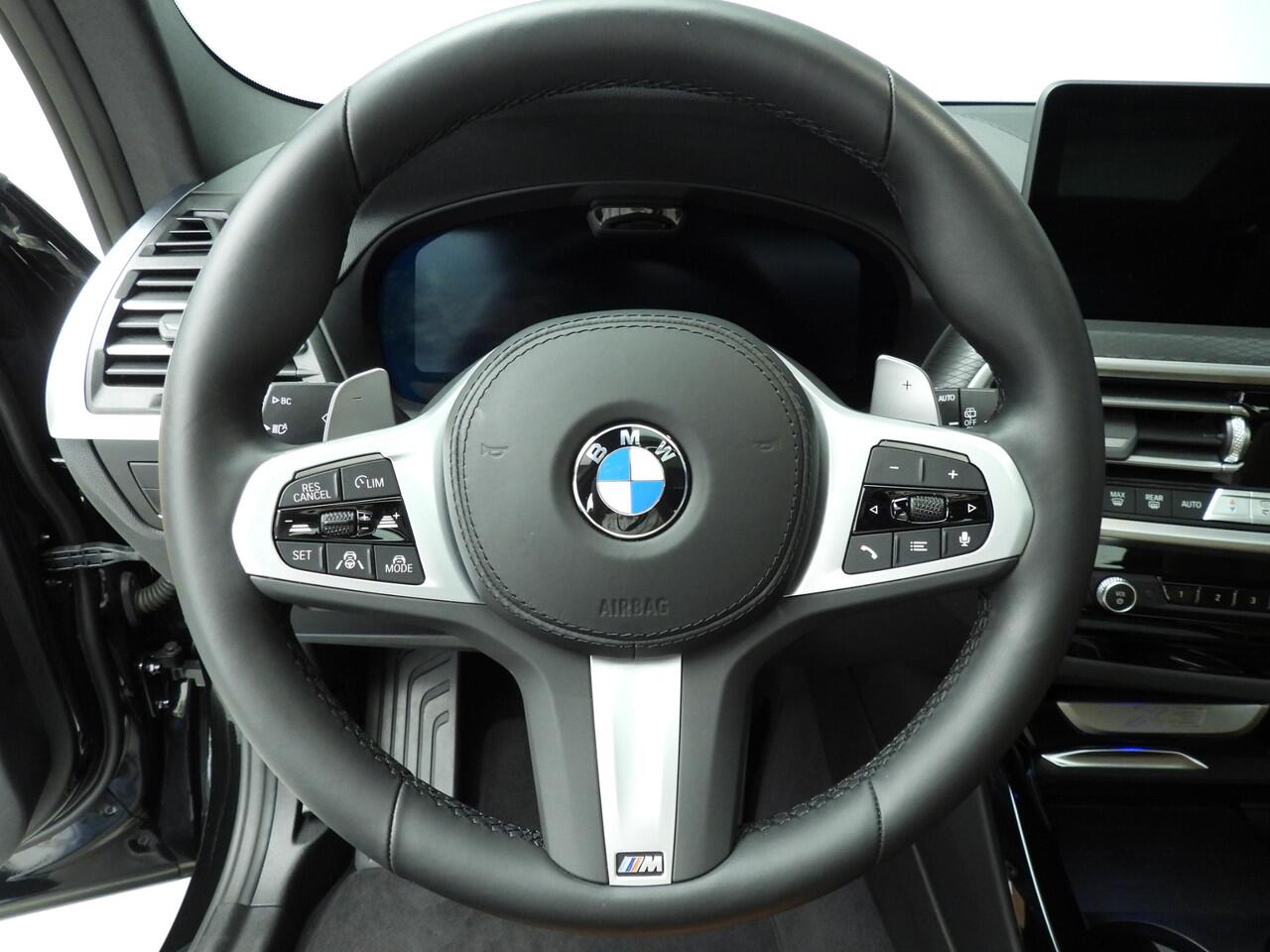 BMW X3 xDrive20i | M-Sportpakket | LED | Leder | HUD | Schuifdak | Elektr. zetels | Keyles go | DAB | Harman-kardon sound | Alu 20 inch