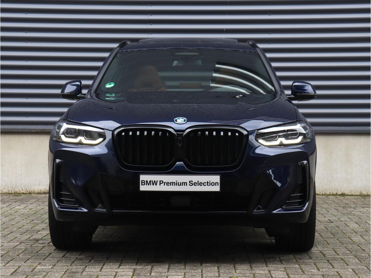 BMW X3 xDrive30e | High Executive | M Sportpakket | Panodak | Driving Assistant Prof. | Head-Up | Parking Assistant Plus | Harman Kardon | Elektr. M Stoelen | 21'' LMV