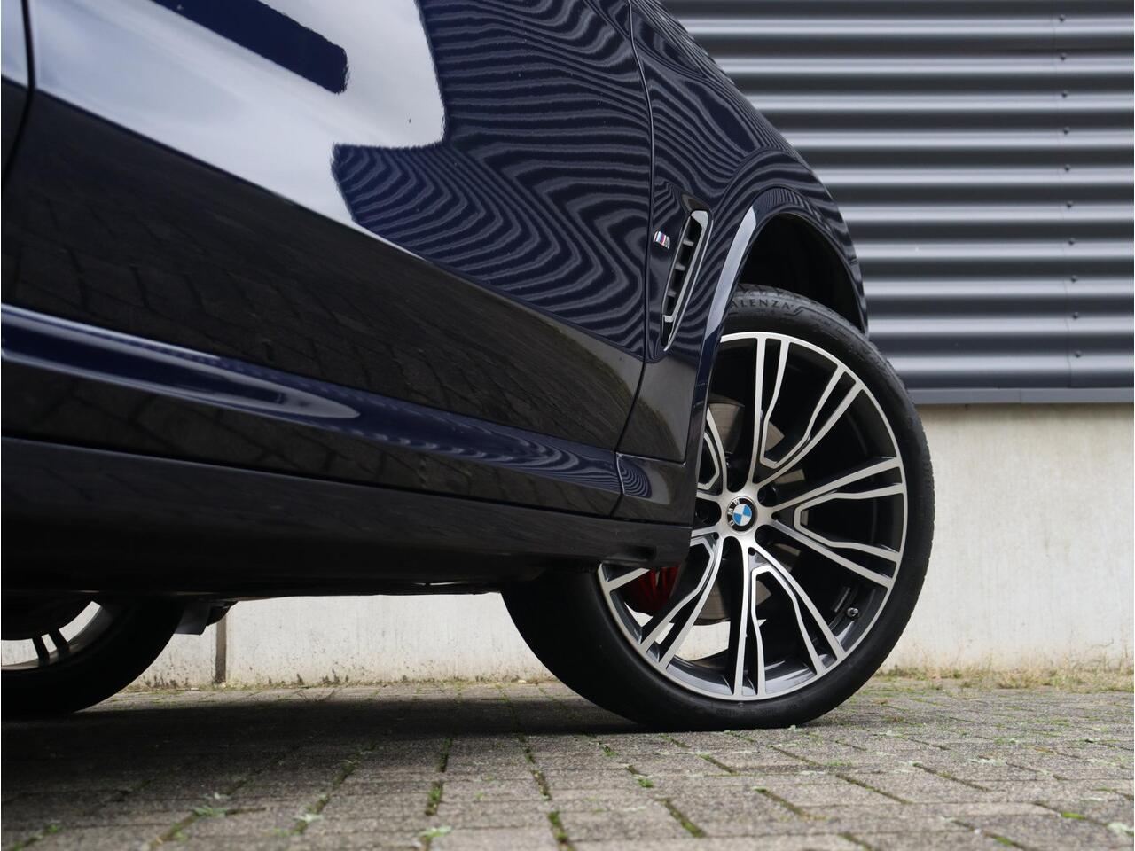 BMW X3 xDrive30e | High Executive | M Sportpakket | Panodak | Driving Assistant Prof. | Head-Up | Parking Assistant Plus | Harman Kardon | Elektr. M Stoelen | 21'' LMV