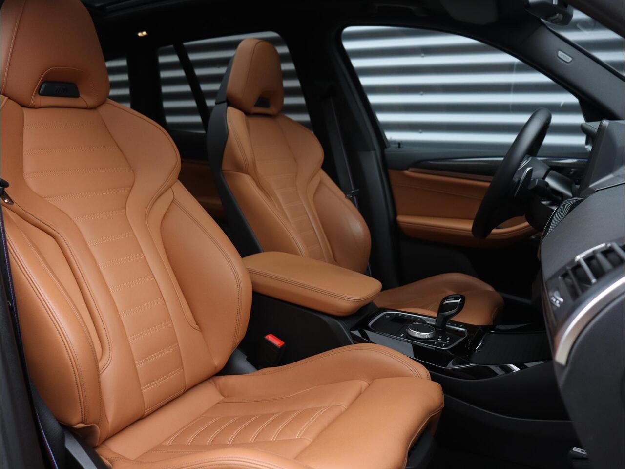 BMW X3 xDrive30e | High Executive | M Sportpakket | Panodak | Driving Assistant Prof. | Head-Up | Parking Assistant Plus | Harman Kardon | Elektr. M Stoelen | 21'' LMV