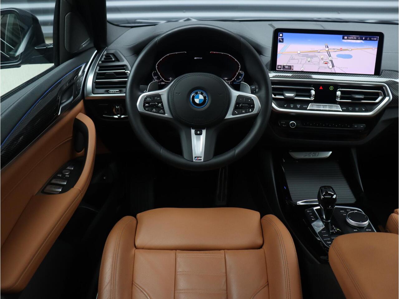 BMW X3 xDrive30e | High Executive | M Sportpakket | Panodak | Driving Assistant Prof. | Head-Up | Parking Assistant Plus | Harman Kardon | Elektr. M Stoelen | 21'' LMV
