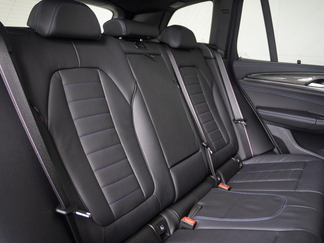 BMW X3 M40i xDrive | High Executive | M Sport Plus Pack | Harman Kardon | Verwarmd Stuurwiel | Comfort Access | Panoramadak | Laserlight | Head-Up Display | Trekhaak