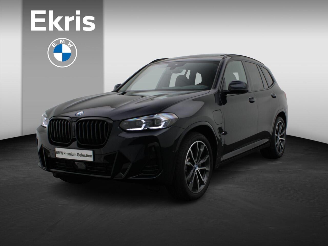 BMW X3 xDrive30e M Sportpakket | Comfort Access | Panoramadak | Elektrisch Verstelbare Sportstoelen | Driving Assistant | Head-Up Display | Active Cruise Control | Harman Kardon | 20''