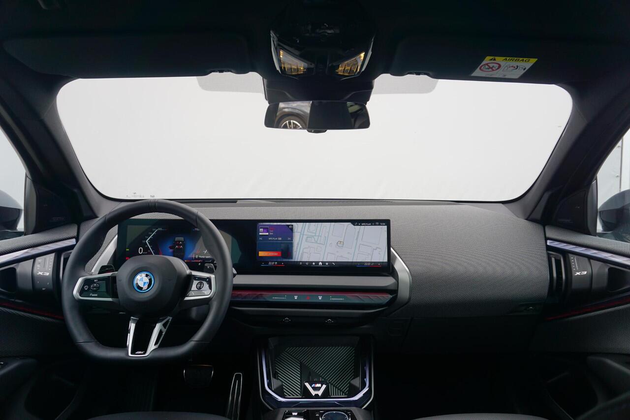 BMW X3 xDrive30e M Sportpakket 20'' / Panoramadak / Harman Kardon / Trekhaak / Comfort Acces