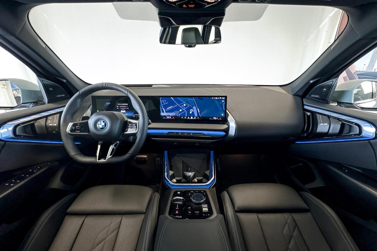 BMW X3 30e xDrive | M Sport | Harman Kardon | Iconic Glow | Stoelverwarming | Trekhaak |