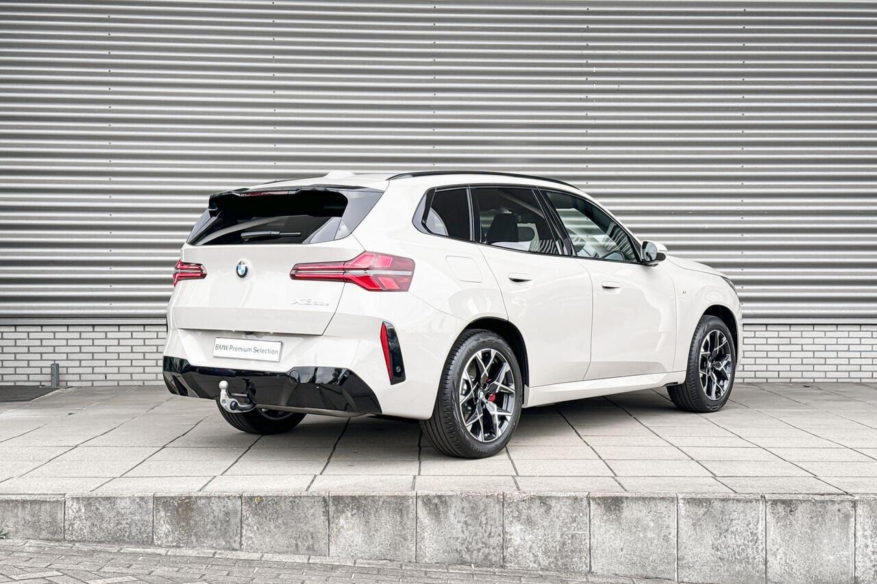 BMW X3 30e xDrive | Trekhaak met elektrisch wegklapbare kogel | Glazen panoramadak