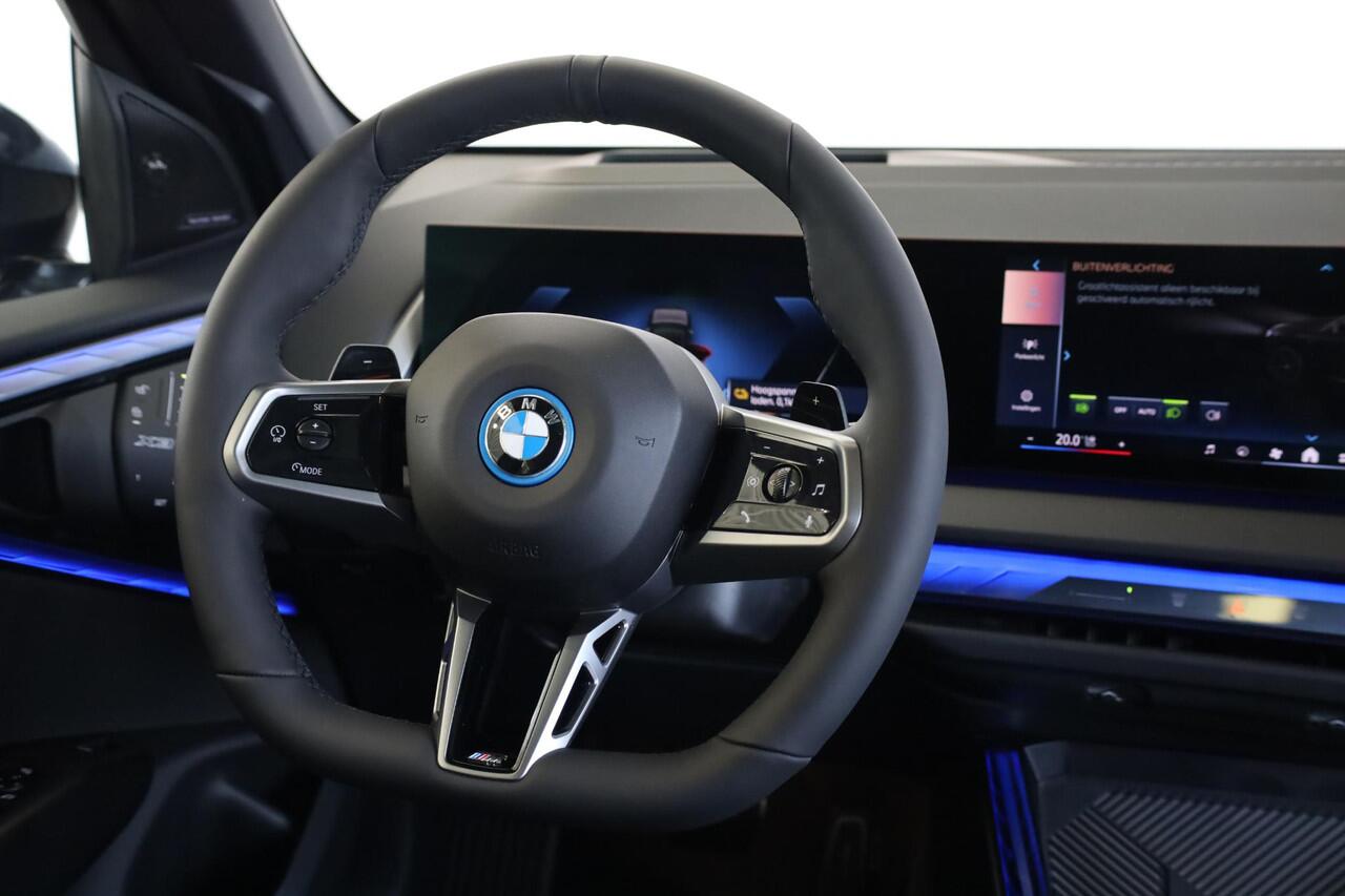 BMW X3 30e xDrive M Sportpakket Pro | Panoramadak | Harman Kardon | Elektr. Trekhaak