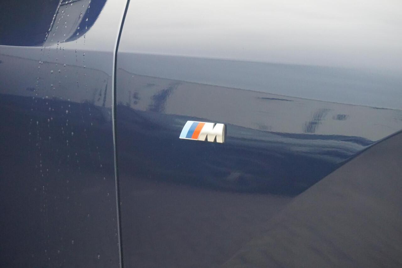 BMW X3 M50 M Sportpakket Pro 20'' / Harman Kardon / Elektrisch verstelbare stoelen / Panoramadak / Trekhaak