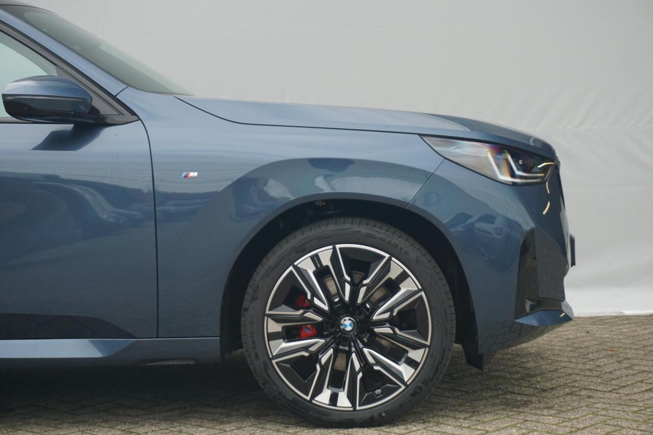 BMW X3 30e xDrive M Sportpakket Pro 21'' / Panoramadak / Trekhaak / Elektrisch Verstelbare Stoelen