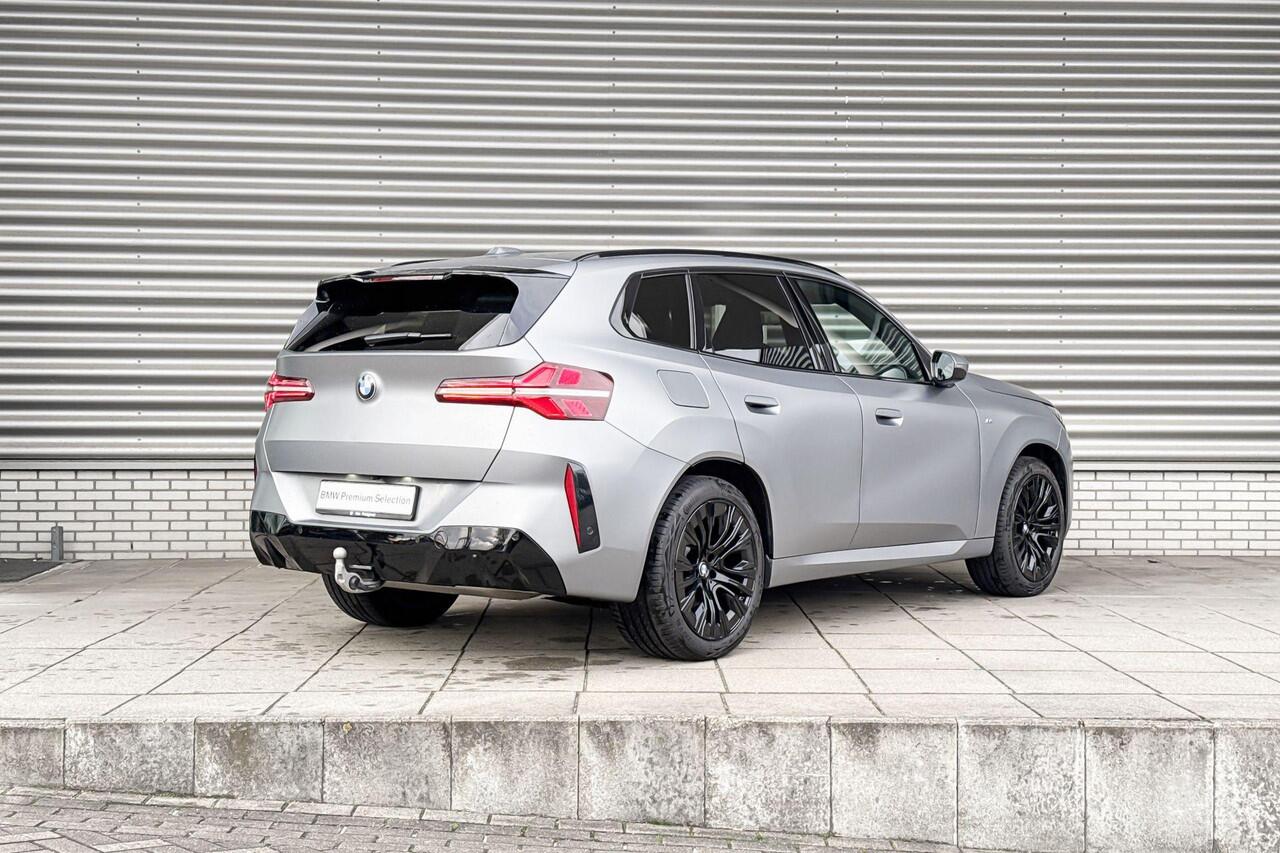 BMW X3 20 xDrive M Sportpakket / Comfort Access / Trekhaak / Achteruitrijcamera / 20 inch