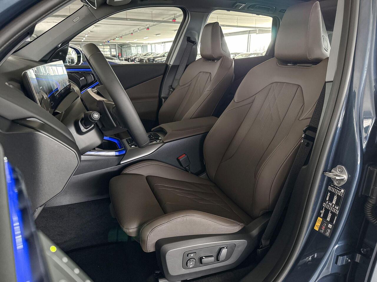 BMW X3 30e xDrive | Trekhaak met elektrisch wegklapbare kogel | Glazen panoramadak