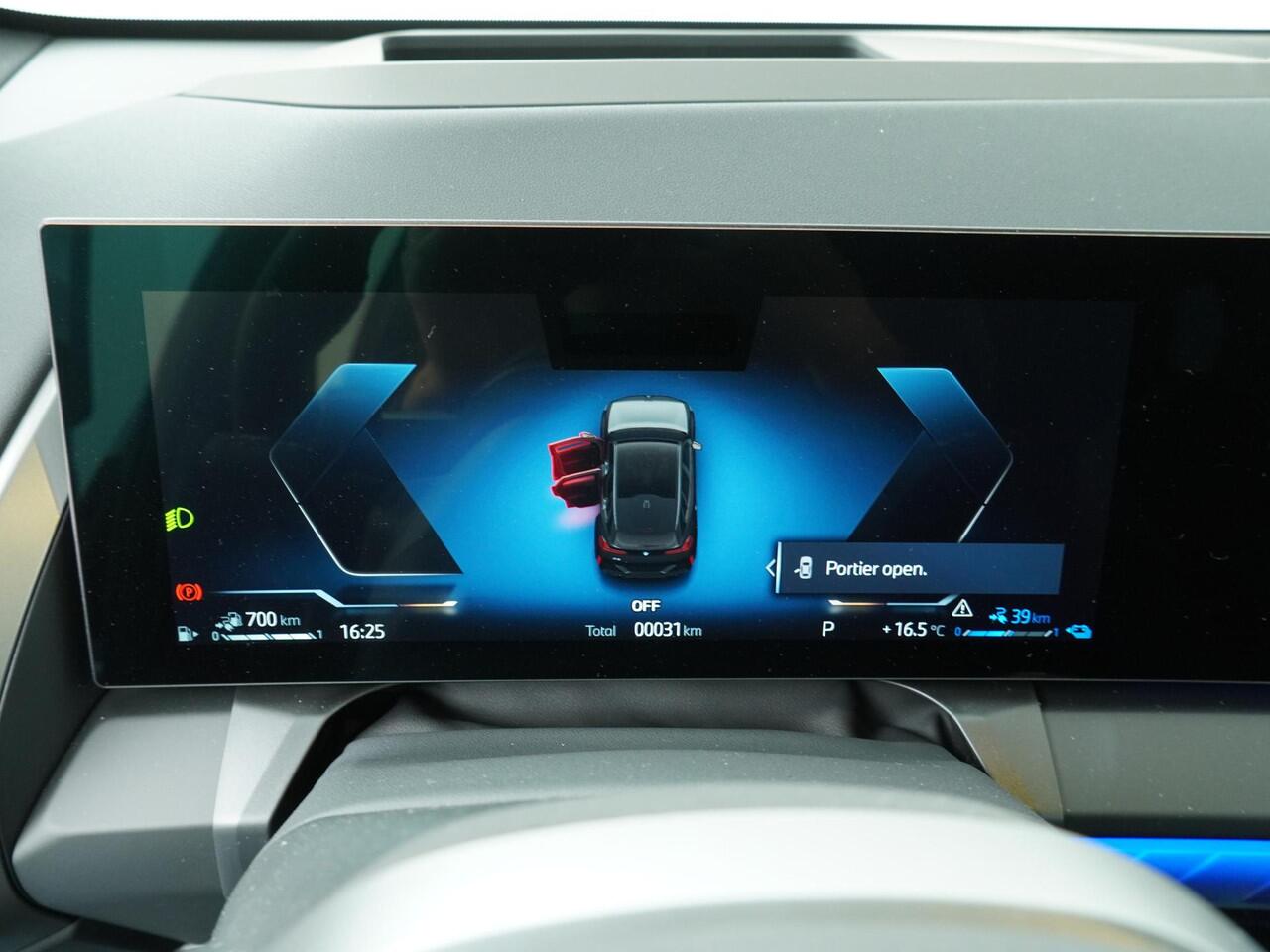 BMW X3 30e xDrive M-Sport Pro | Panoramadak | Head-Up | Adaptive Cruise | Trekhaak | Stuurverwarming | Comfort Access | Ekris Selection