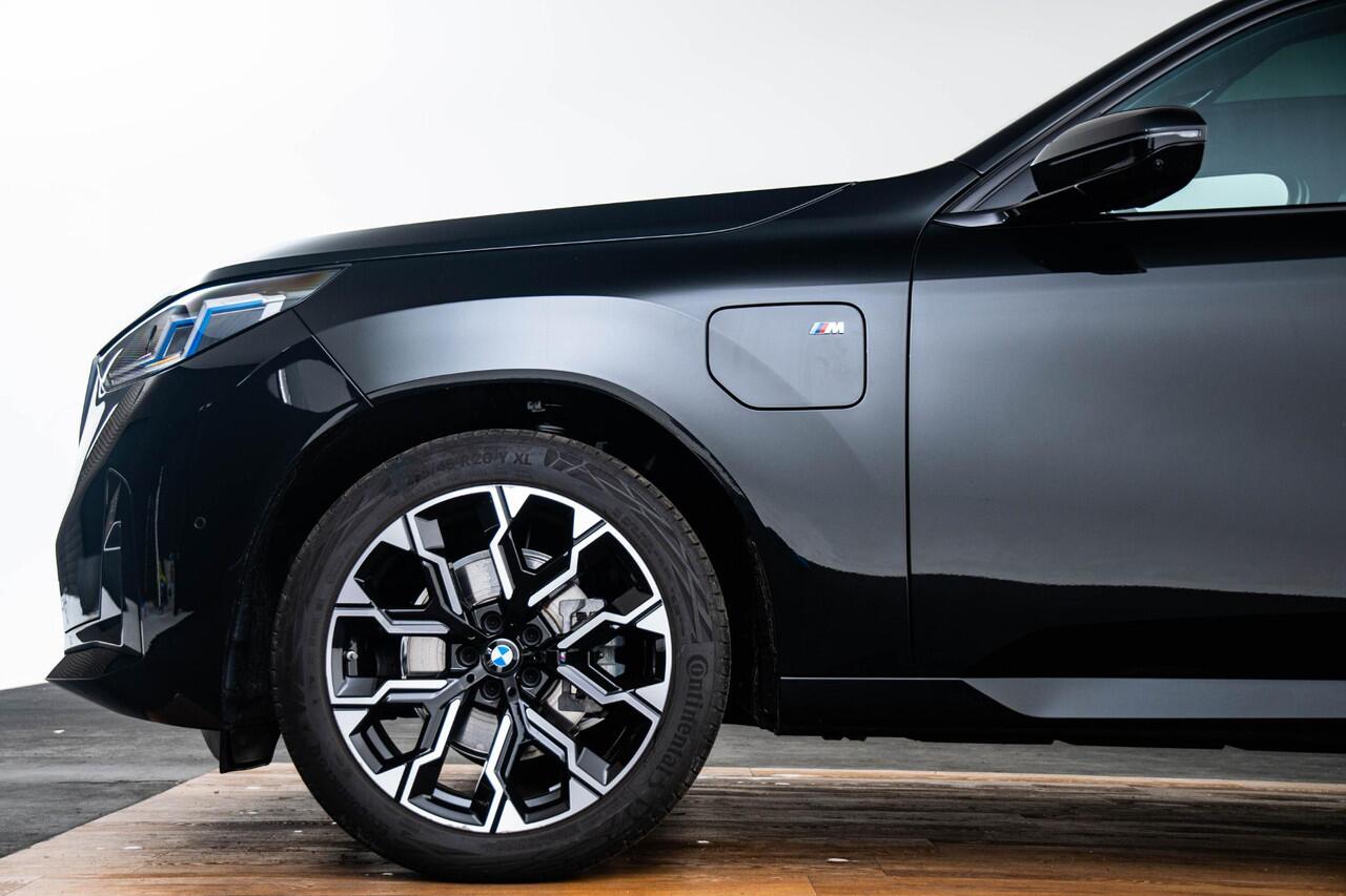 BMW X3 30e xDrive M Sport - Panoramadak - Premium Pack - Professional Pack - Elektrisch verstelbare/verwarmde stoelen - Sportstoelen - Parking/Driving Assistant Plus - Harman Kardon - Comfort Access - getinte Ruiten -