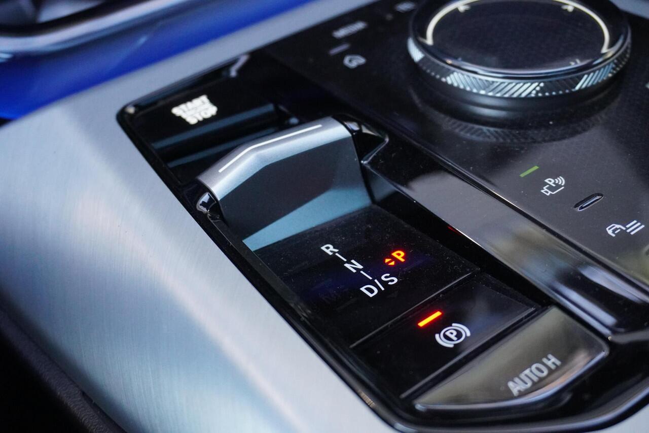 BMW X3 20 xDrive M Sportpakket Pro | Premium Pack | Professional Pack | Glazen panoramadak | HIFI System Harman Kardon