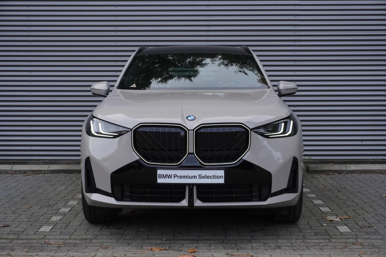 BMW X3 20 xDrive M Sportpakket Pro | Premium Pack | Professional Pack | Glazen panoramadak | HIFI System Harman Kardon