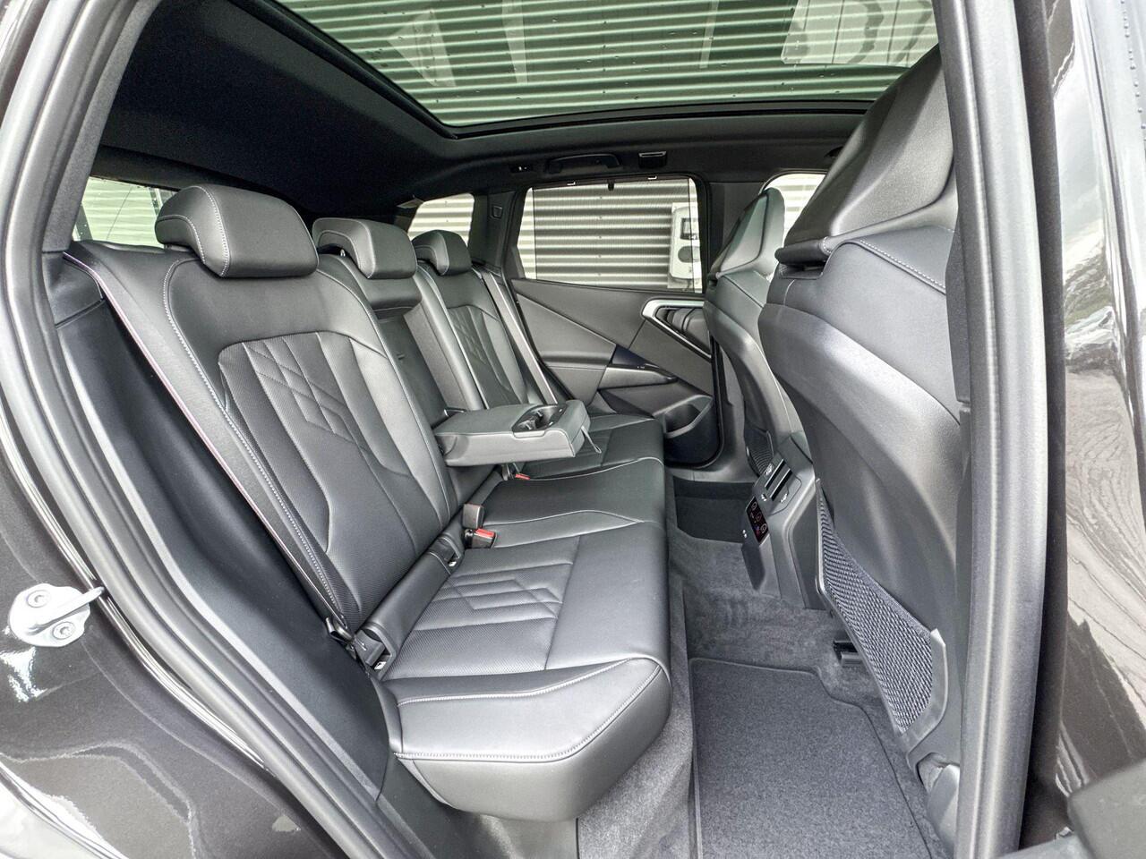 BMW X3 30e xDrive M Sportpakket Pro / Professional Pack / Comfort Pack / Trekhaak / Panoramadak