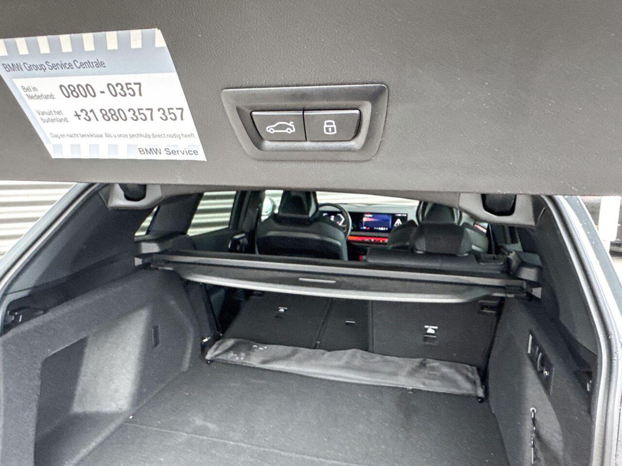 BMW X3 20 xDrive M Sportpakket / Comfort Access / Trekhaak / Achteruitrijcamera / 20 inch