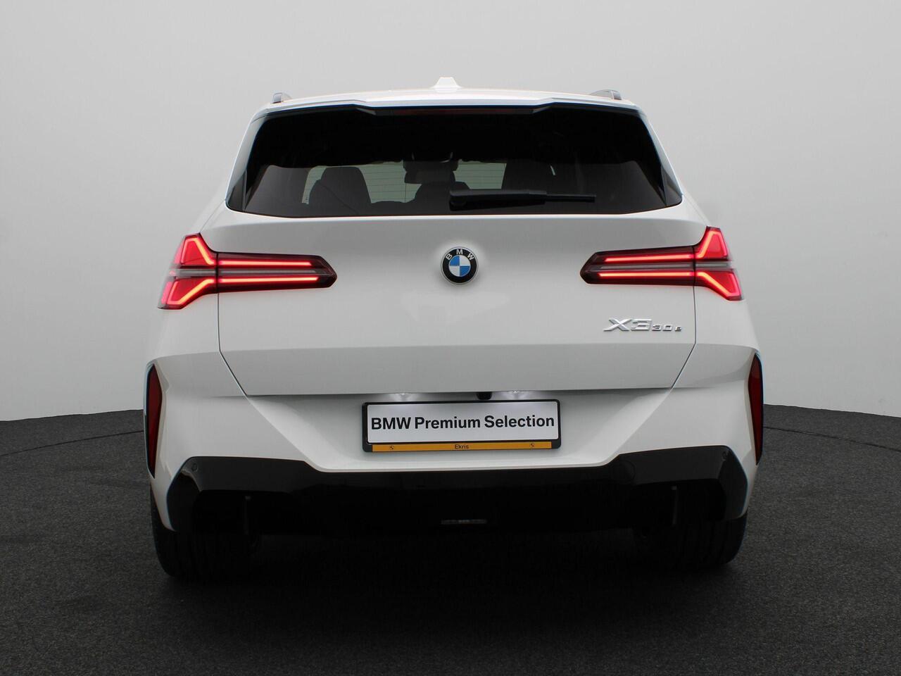 BMW X3 30e xDrive M Sportpakket Pro | Professional Pack | Premium Pack | Trekhaak | Elektrisch Verstelbare Sportstoelen | Driving Assistant Plus | Harman Kardon | 20'' | Ekris Selection