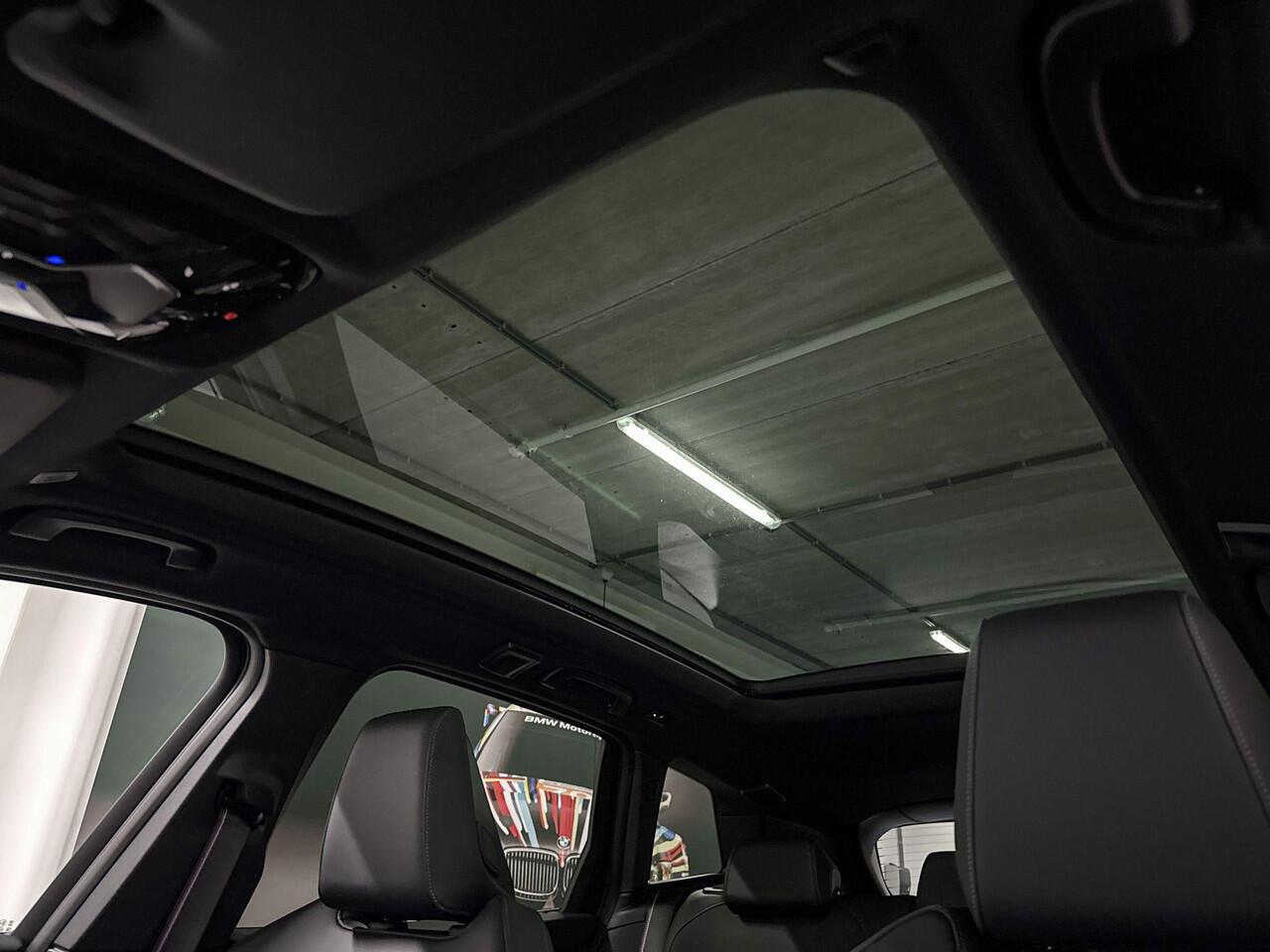 BMW X3 xDrive30e | M-Sport Pro | Premium Pack | Professional Pack | Driving Assistant Plus | Parking Assistant Plus | Harman/Kardon | Panoramadak | Comfort Access | Trekhaak