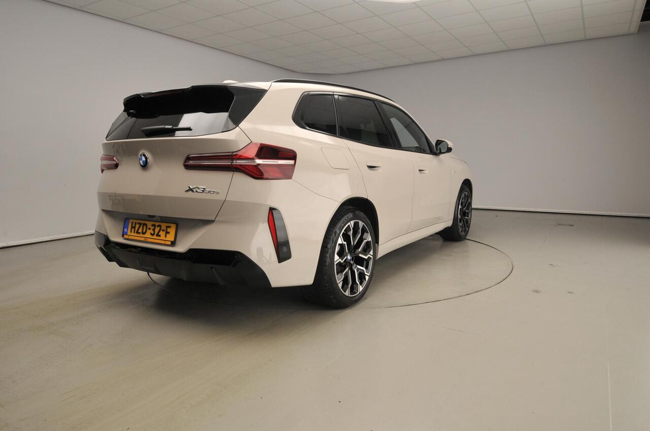 BMW X3 30e xDrive | M-Sportpakket | LED | Leder | Navigatie | Schuifdak | Sportstoelen | Stoelverwarming | DAB | Alu 20 inch