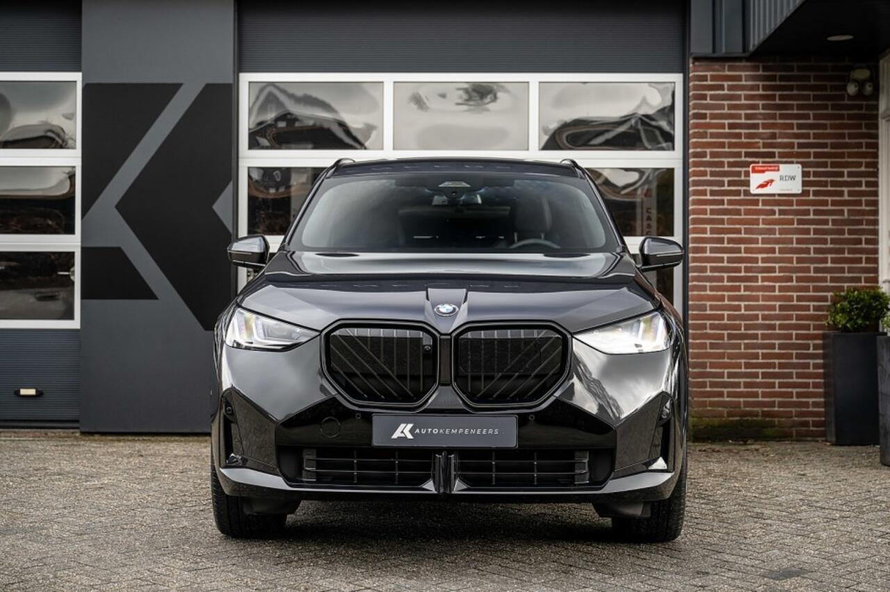 BMW X3 30e xDrive M Sport Pro | Shadow | Iconic | Harman/Kardon | Head-Up | Memory Seats | 360° | Driving Ass. Plus | Trekhaak | 20' Inch |