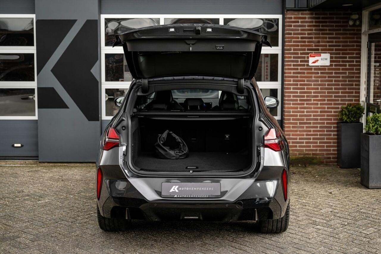 BMW X3 30e xDrive M Sport Pro | Shadow | Iconic | Harman/Kardon | Head-Up | Memory Seats | 360° | Driving Ass. Plus | Trekhaak | 20' Inch |