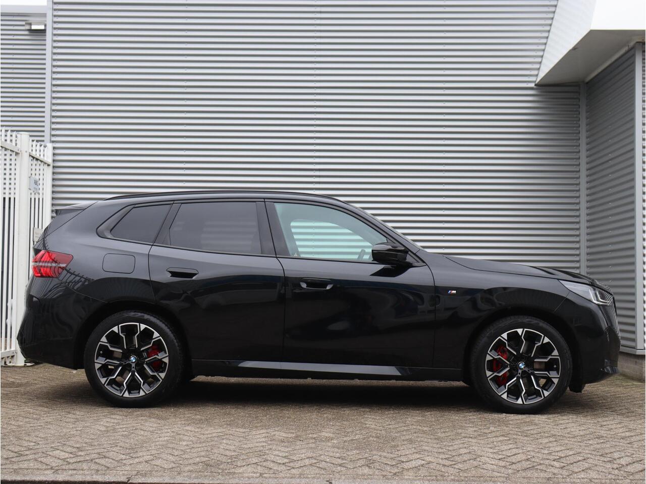 BMW X3 M50 | M Sportpakket Pro | Trekhaak | Harman Kardon | Elektr. Stoelen | Adaptief M Onderstel | Driving Assistant | 20'' LMV | Lentevoordeel