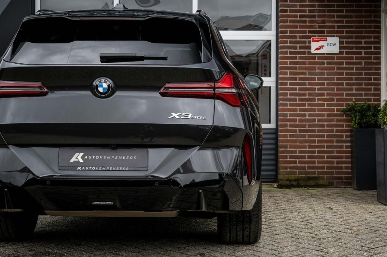 BMW X3 30e xDrive M Sport Pro | Panorama | Harman/Kardon | Head-Up | Memory Seats | Ventilatie |Trekhaak | Driving Ass. Plus | 360° | 20 Inch | Iconic |