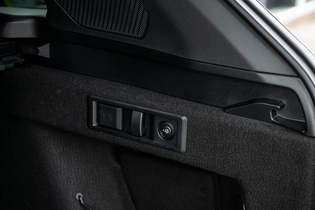 BMW X3 30e xDrive M Sport Pro | Panorama | Harman/Kardon | Head-Up | Memory Seats | Ventilatie |Trekhaak | Driving Ass. Plus | 360° | 20 Inch | Iconic |