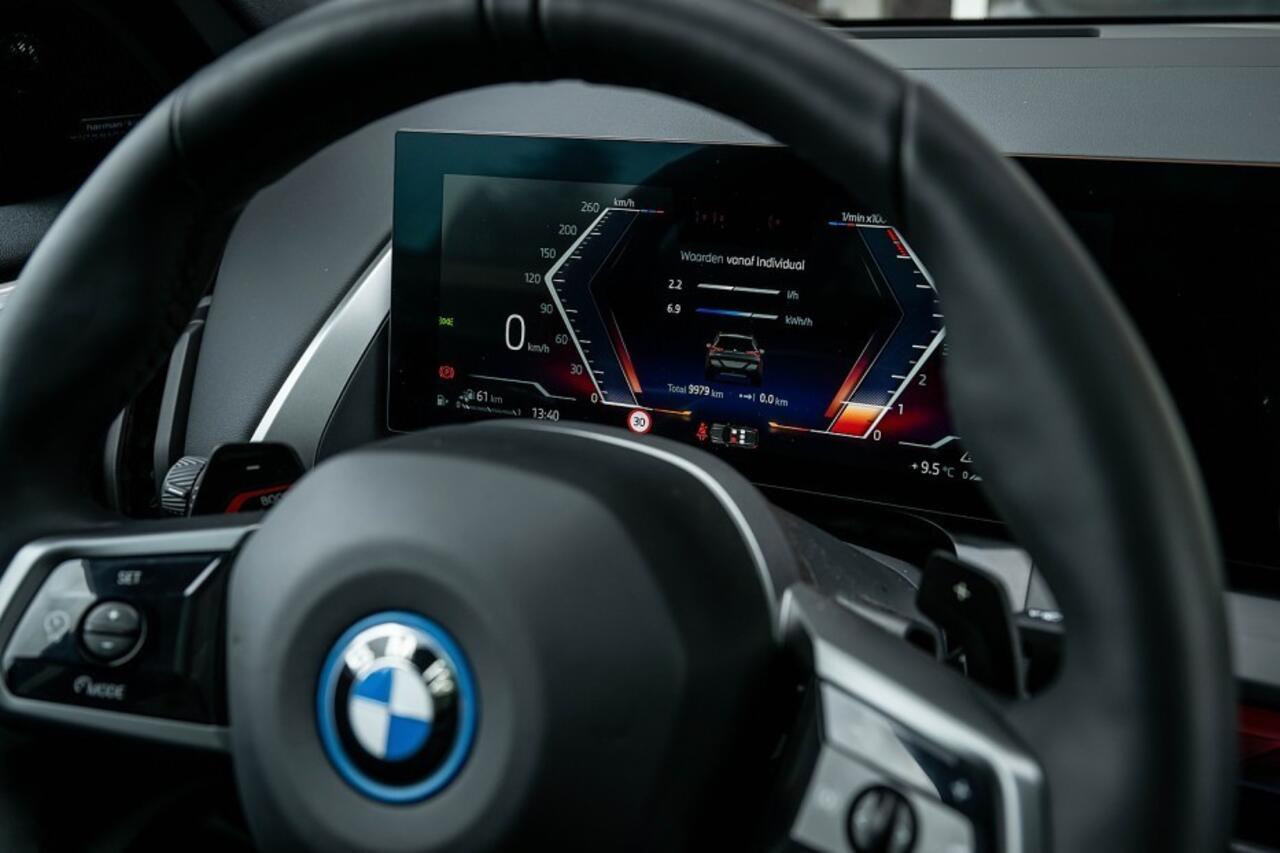BMW X3 30e xDrive M Sport Pro | Panorama | Harman/Kardon | Head-Up | Memory Seats | Ventilatie |Trekhaak | Driving Ass. Plus | 360° | 20 Inch | Iconic |