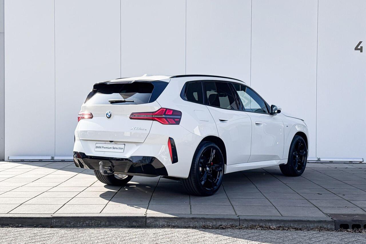 BMW X3 30e xDrive M-Sport / Glazendak / 21inch / Driving Assistant Proffesional / Stoelventilatie / Trekhaak / Head Up Display
