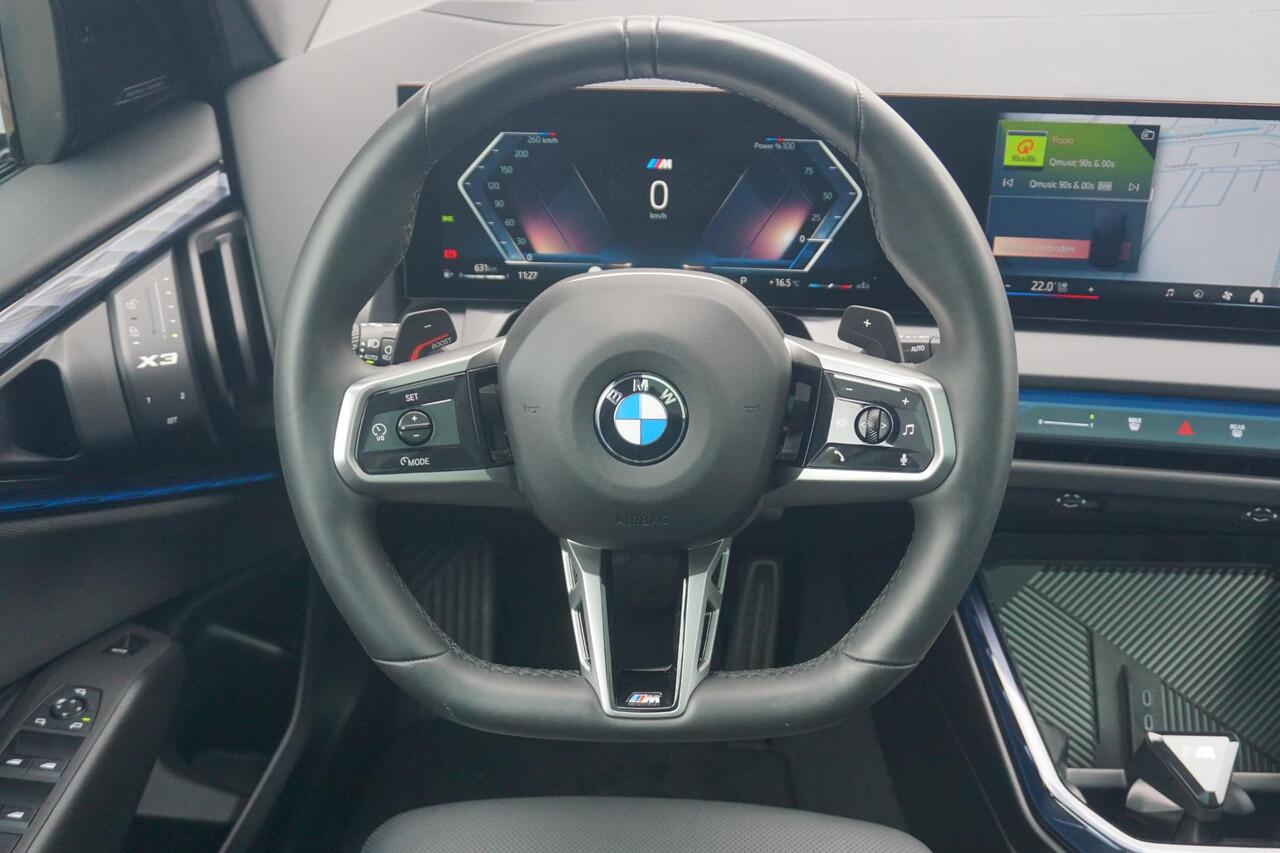 BMW X3 xDrive20 M Sportpakket | Glazen Panoramadak | Trekhaak Elektrisch | Stuur- en stoelverwarming | Stoelventilatie | Active Cruise Control | Harman Kardon