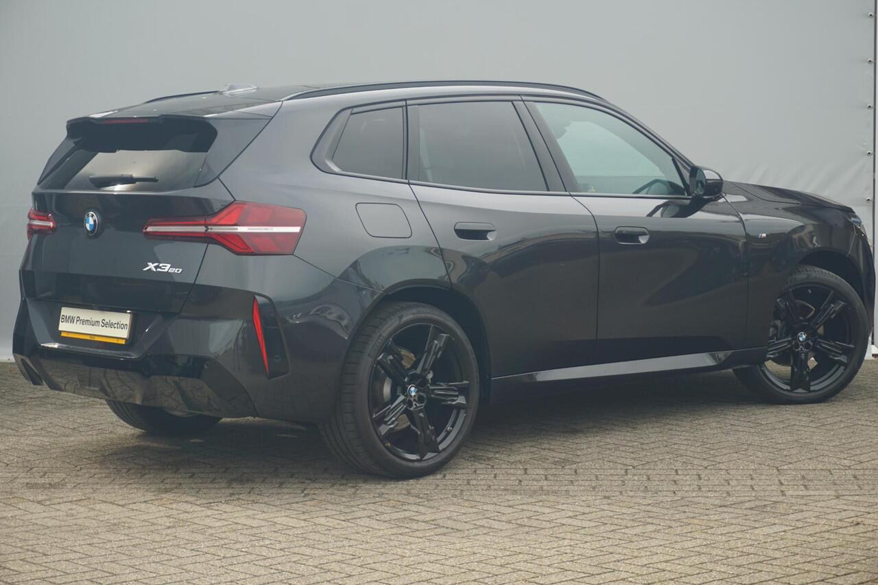 BMW X3 xDrive20 M Sportpakket | Glazen Panoramadak | Trekhaak Elektrisch | Stuur- en stoelverwarming | Stoelventilatie | Active Cruise Control | Harman Kardon