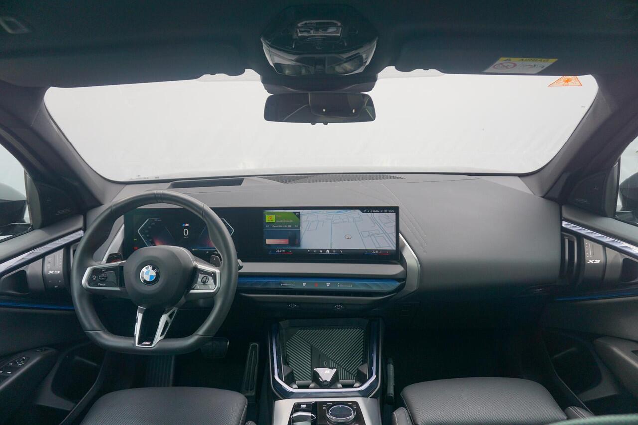 BMW X3 xDrive20 M Sportpakket | Glazen Panoramadak | Trekhaak Elektrisch | Stuur- en stoelverwarming | Stoelventilatie | Active Cruise Control | Harman Kardon