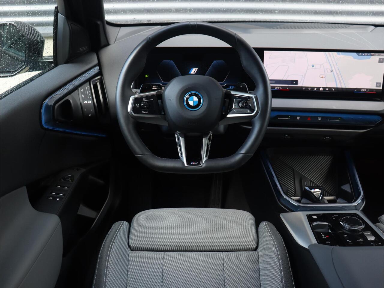 BMW X3 30e xDrive | M Sportpakket | Premium Pack | Driving Assistant | Elektr. Stoelen | Getint Glas | Comfort Access | Camera | Adaptive LED | 19'' LMV