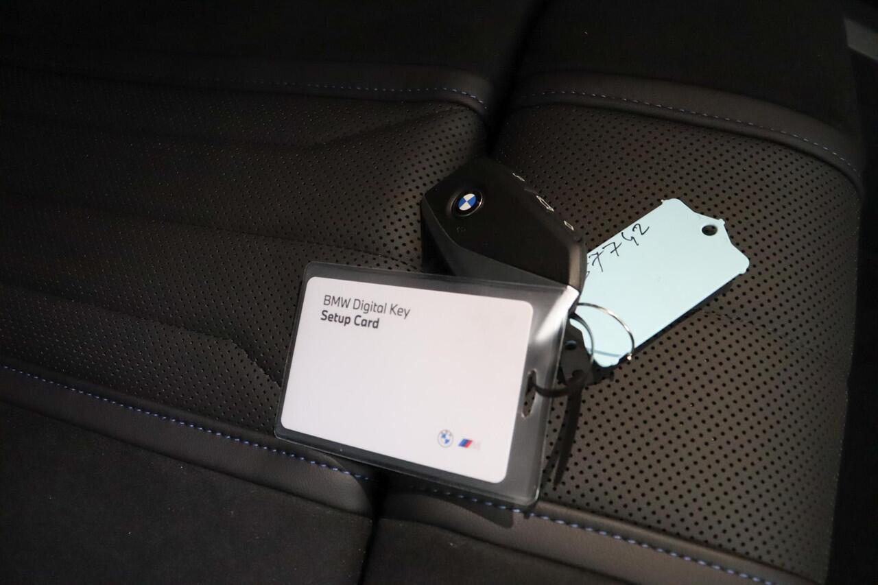 BMW X3 iX3 50 xDrive | M Sportpakket Pro | Innovation Pack | Panoramadak