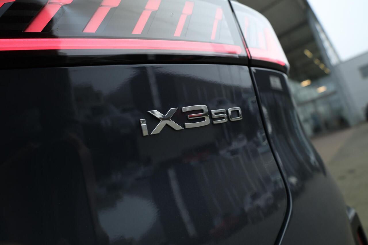 BMW X3 iX3 50 xDrive | M Sportpakket | Innovation Pack | Panoramadak | Parking Assistant Professional