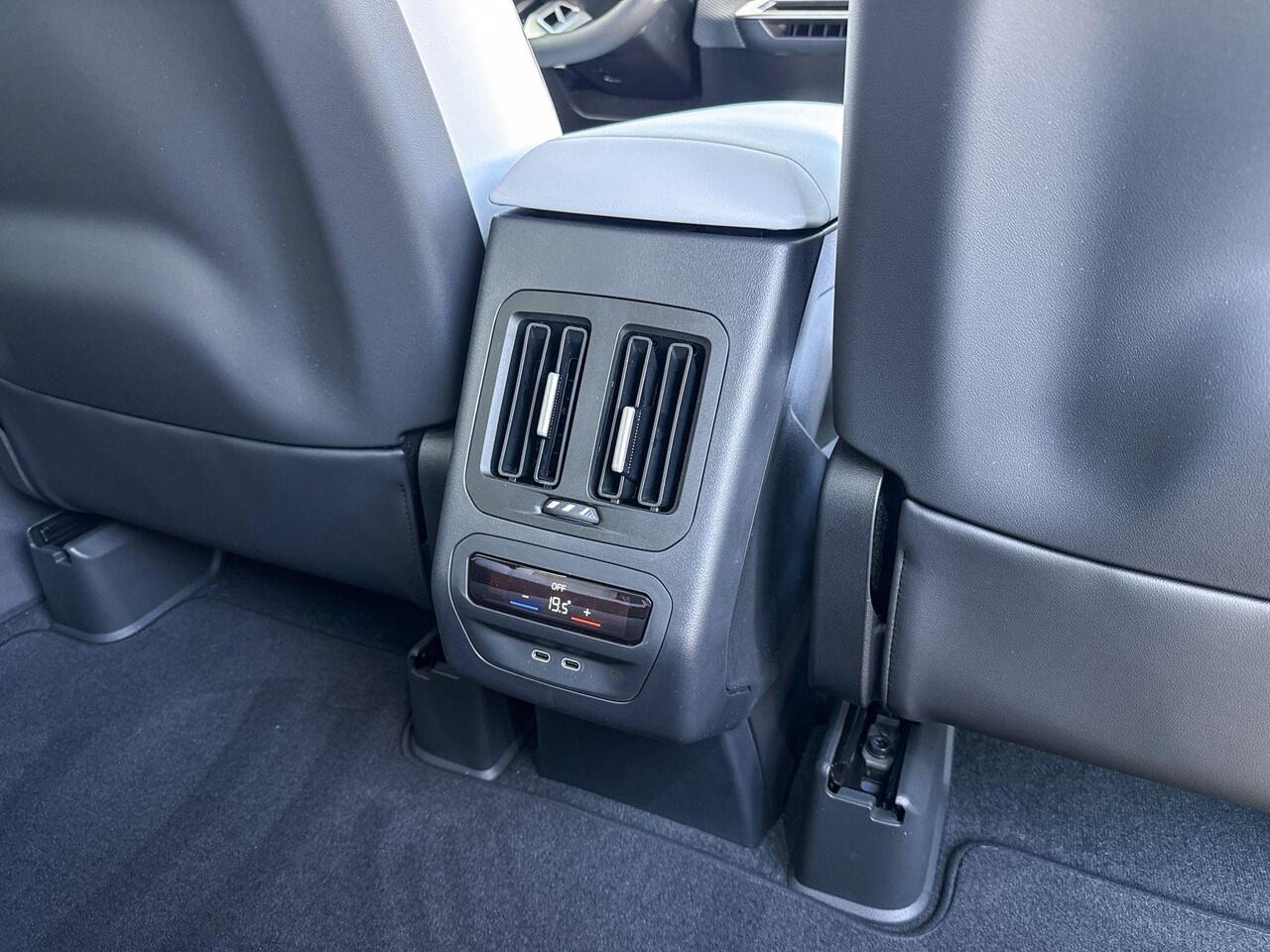 BMW X3 iX3 50 xDrive 113 kWh | M Sportpakket | Innovation Pack | Trekhaak