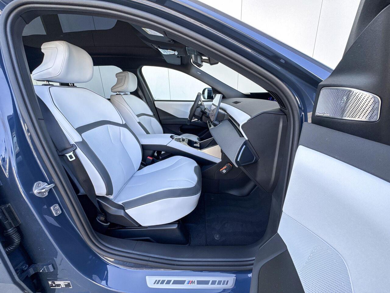 BMW X3 iX3 50 xDrive 113 kWh | M Sportpakket | Innovation Pack | Trekhaak