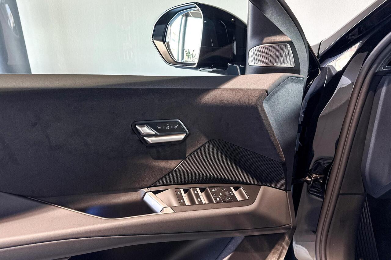 BMW X3 iX3 50 xDrive 113 kWh | M Sportpakket Pro | Innovation Pack | Trekhaak