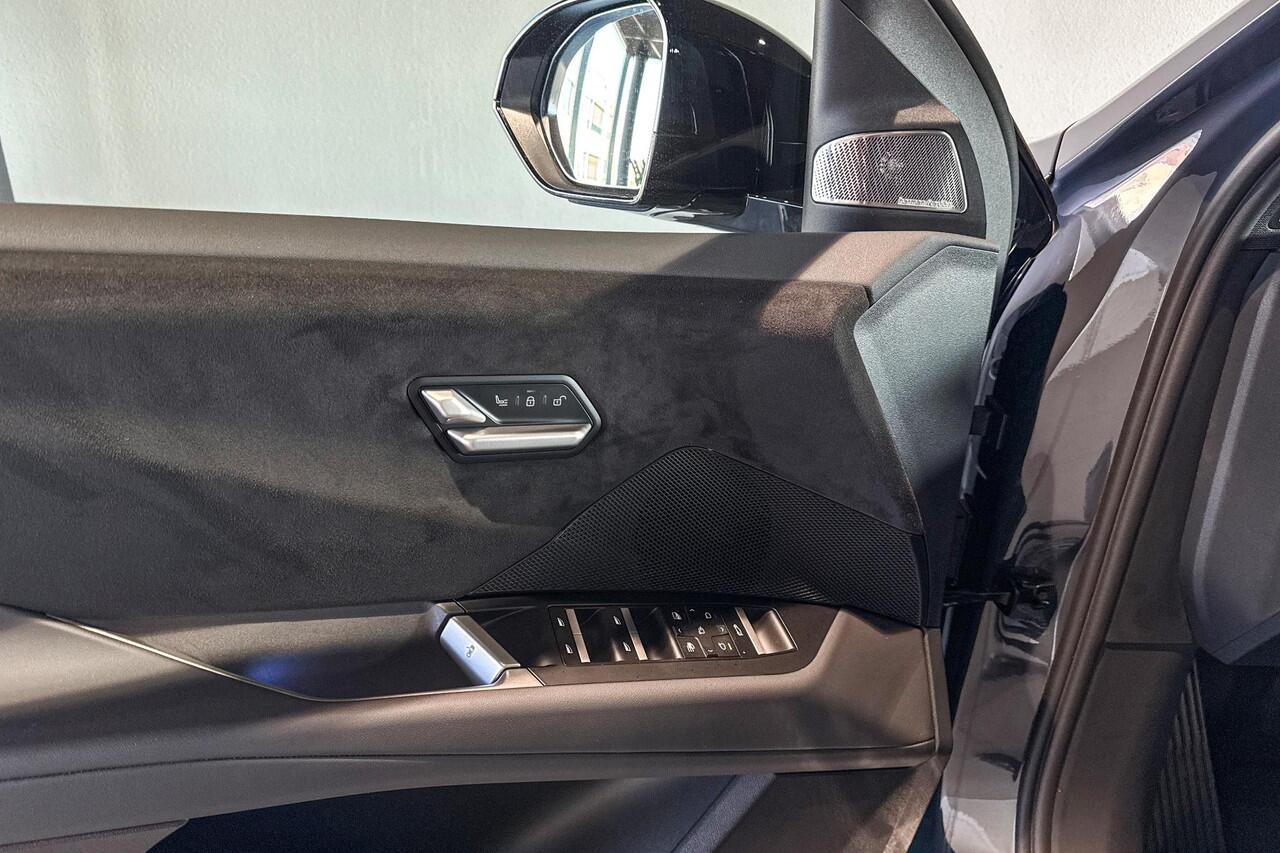 BMW X3 iX3 50 xDrive 113 kWh | M Sportpakket Pro | Innovation Pack | Trekhaak