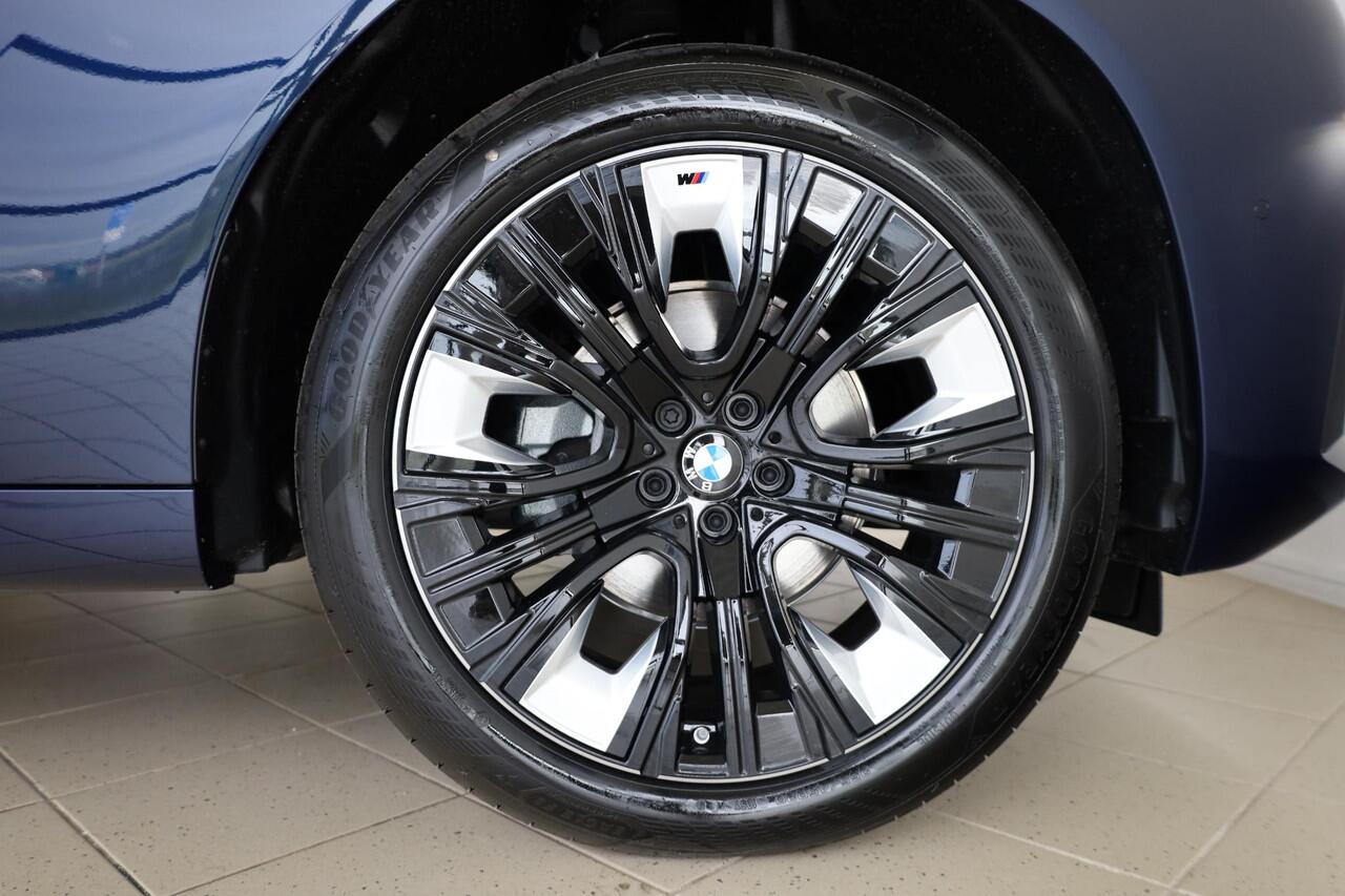 BMW X3 30e xDrive | M Sportpakket | Innovation Package | Comfort Pack | Premium Pack | Trekhaak | Panoramadak | Showroom Selection